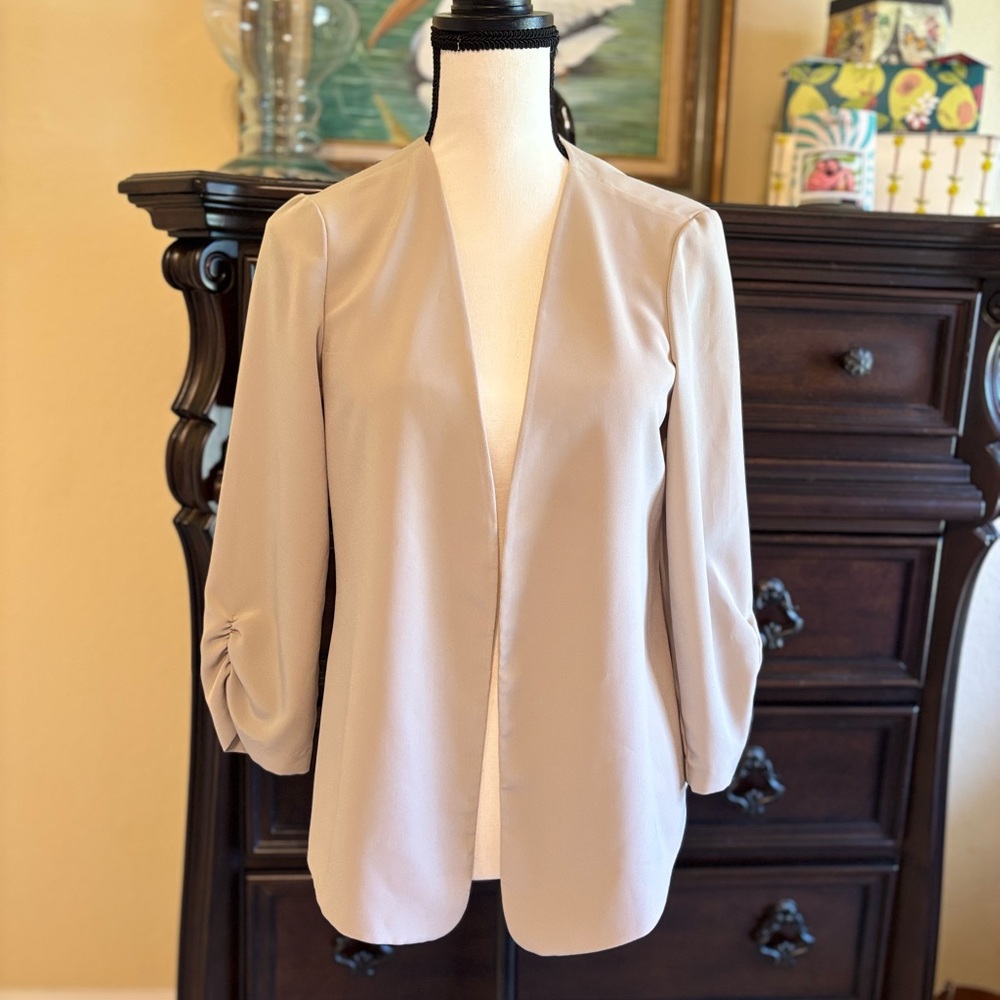 The Limited Women's Cream Jacket